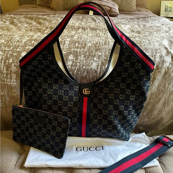 Gucci Navy and Red Monogram Tote with Pouch - Picture 1 of 3